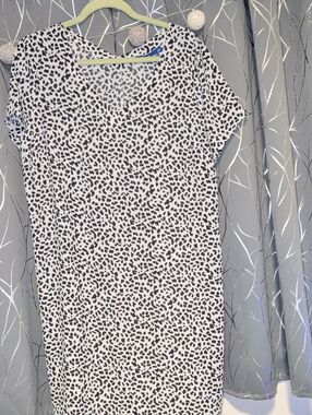 Apt. 9 Black and White Leopard Print Top